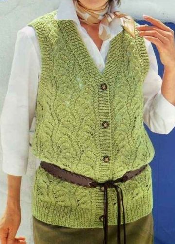 Vest in Lace Pattern